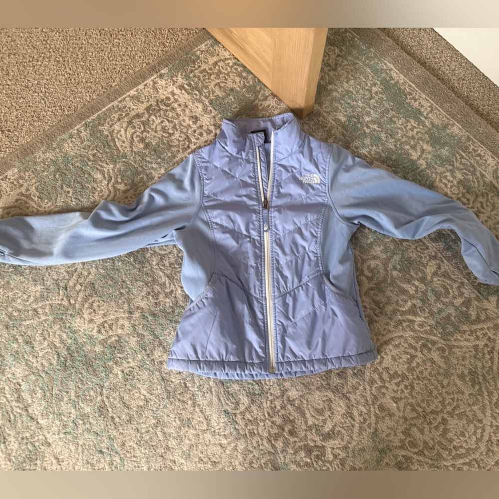 The North Face Kids Puffer Jacket in Soft Blue